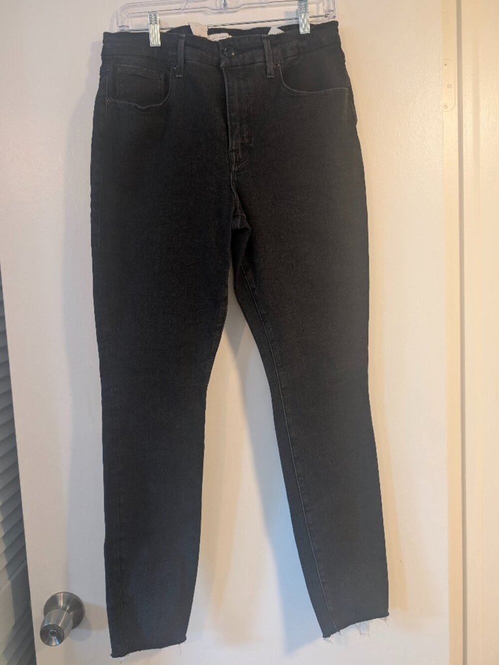 Good American NWT black denim jeans